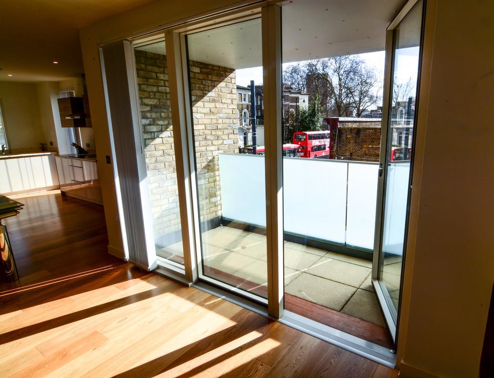 Apartment Wharf - Cambridge Av Londra Esterno foto