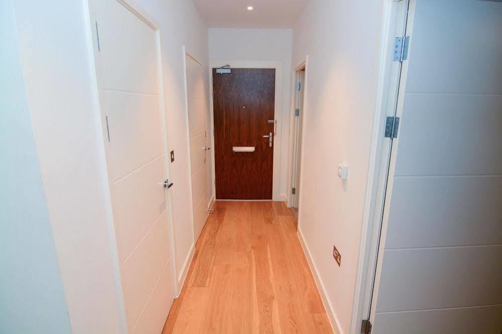 Apartment Wharf - Cambridge Av Londra Esterno foto