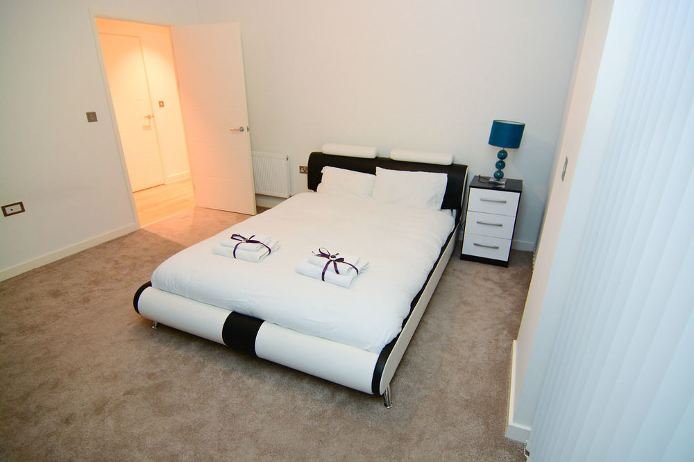 Apartment Wharf - Cambridge Av Londra Esterno foto