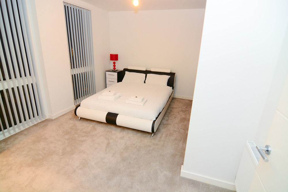 Apartment Wharf - Cambridge Av Londra Esterno foto