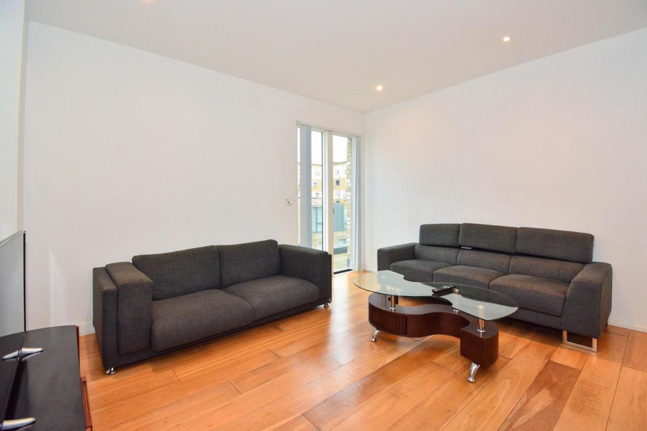 Apartment Wharf - Cambridge Av Londra Esterno foto